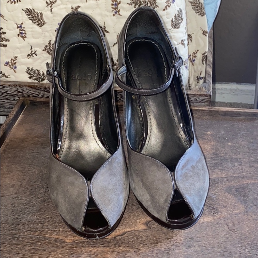 Paolo Grey suede heel